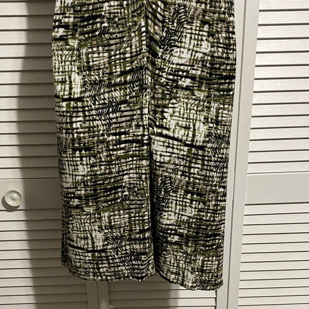 Harve Benard Olive Patterned Midi Dress - Picture 7 of 10
